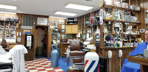 Barber Shop «Central Avenue Barber Stylist», reviews and photos, 2611 Central Ave # 4, Columbus, IN 47201, USA