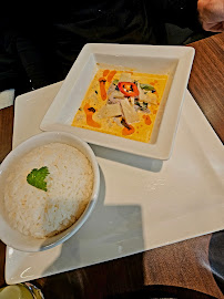 Curry vert thai du Moom Mam / Restaurant Thailandais à Paris - n°9