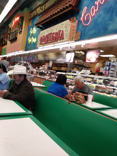 Supermarket «Vallarta Supermarkets», reviews and photos, 16107 Victory Blvd, Van Nuys, CA 91406, USA