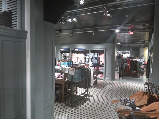 Clothing Store «Hollister Co.», reviews and photos, 4500 N Oracle Rd, Tucson, AZ 85705, USA