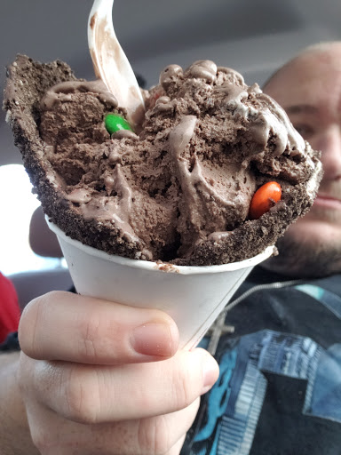 Ice Cream Shop «Cold Stone Creamery», reviews and photos, 129 Bleachery Blvd s, Asheville, NC 28805, USA