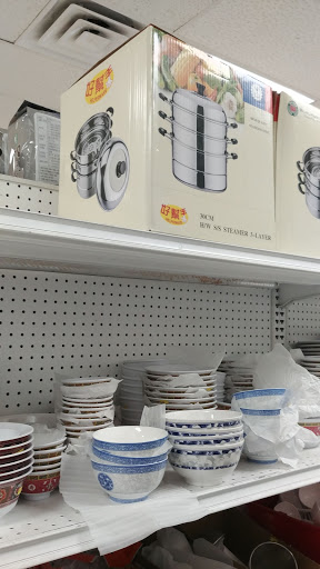 Asian Grocery Store «Oriental Food Store», reviews and photos, 808 W River Dr, Davenport, IA 52802, USA