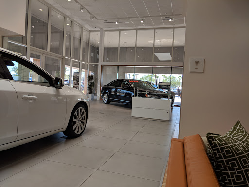 Car Dealer «Volvo of Tempe», reviews and photos, 8060 S Autoplex Loop, Tempe, AZ 85284, USA