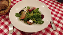 Salade du Restaurant L’Auberge Aveyronnaise à Paris - n°8