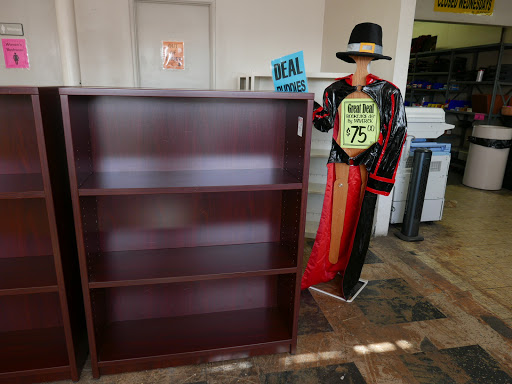 Used Office Furniture Store «TR Trading Company», reviews and photos, 15604 S Broadway, Gardena, CA 90248, USA