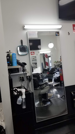Barber Shop «Grooming House Barber Shop», reviews and photos, 603 University Ave W, St Paul, MN 55103, USA