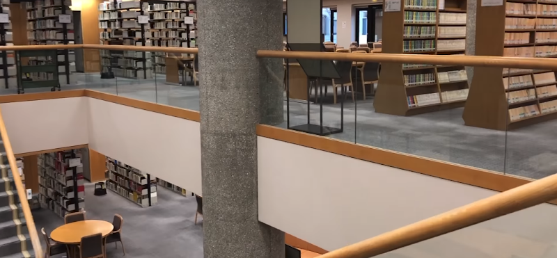 上智大学中央図書館 東京都千代田区紀尾井町 大学図書館 図書館 グルコミ