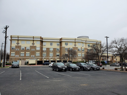 Holiday Inn Express & Suites San Antonio Rivercenter Area, an IHG Hotel
