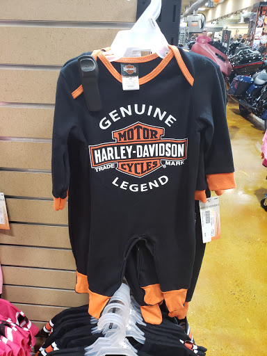 Harley-Davidson Dealer «Bergen County Harley-Davidson (Service Opens 9am)», reviews and photos, 124 Essex St, Rochelle Park, NJ 07662, USA