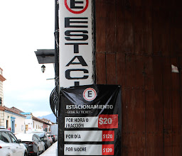 Estacionamiento photo