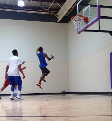 Gym «24 Hour Fitness Sport», reviews and photos, 2280 Sunrise Blvd, Gold River, CA 95670, USA