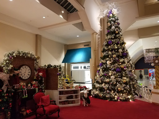 Shopping Mall «Laguna Hills Mall», reviews and photos, 24155 Laguna Hills Mall, Laguna Hills, CA 92653, USA