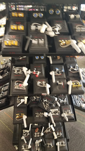 Clothing Store «K&G Fashion Superstore», reviews and photos, 5832 Columbia Pike, Falls Church, VA 22041, USA