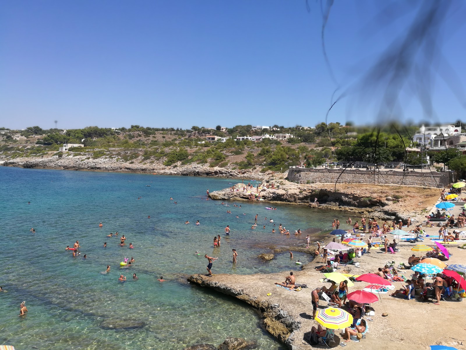 San Gregorio beach'in fotoğrafı küçük koy ile birlikte