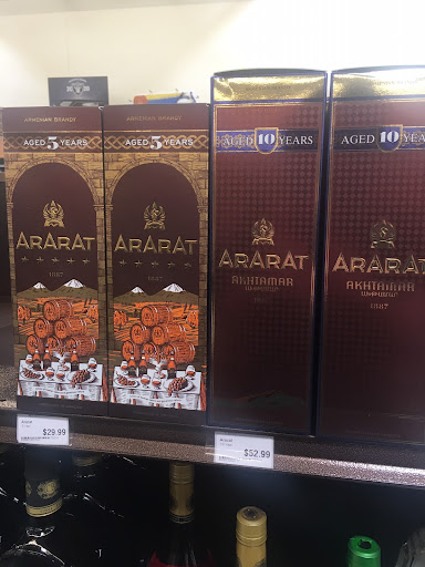 Liquor Store «Liquor World Southern Highlands», reviews and photos, 4760 W Cactus Ave, Las Vegas, NV 89141, USA