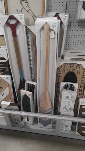 Home Goods Store «At Home», reviews and photos, 4620 Stadium Dr, Kalamazoo, MI 49008, USA