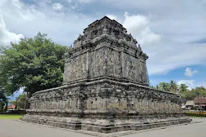 Mendut Temple image