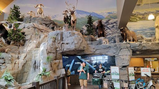 Sporting Goods Store «Bass Pro Shops Base Camp», reviews and photos, 2500 E Kearney St, Springfield, MO 65803, USA