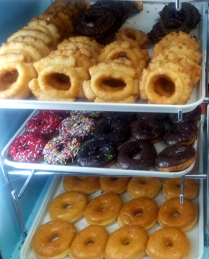 Donut Shop «Heavenly Donuts», reviews and photos, 1915 N Lombard St, Portland, OR 97217, USA