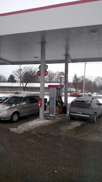 Speedway - Photo 3 - Car repair in Lansing, MI, Lansing