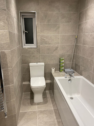 Reviews of Plumb Bath Tile in Swindon - Plumber