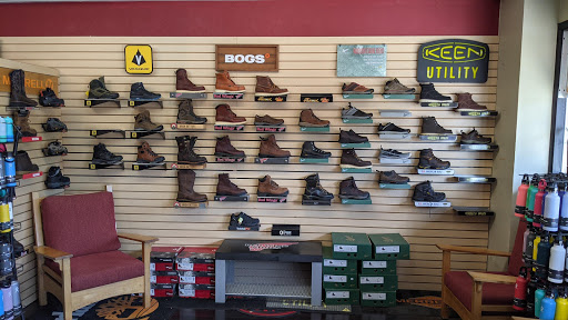 Shoe Store «No-D-Lay Shoe Shop (Pacific Jack Boots & Gear)», reviews and photos, 339 SW 2nd Ave, Albany, OR 97321, USA