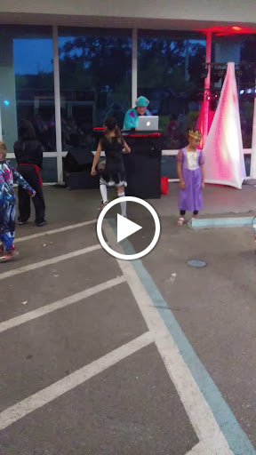 Real Estate Agency «Keller Williams Realty-Brandon/Suburban Tampa», reviews and photos, 2211 Lithia Center Ln, Valrico, FL 33596, USA