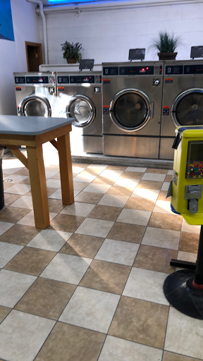 Dry Cleaner «Viking Village Cleaners», reviews and photos, 3627 E Lake St, Minneapolis, MN 55406, USA