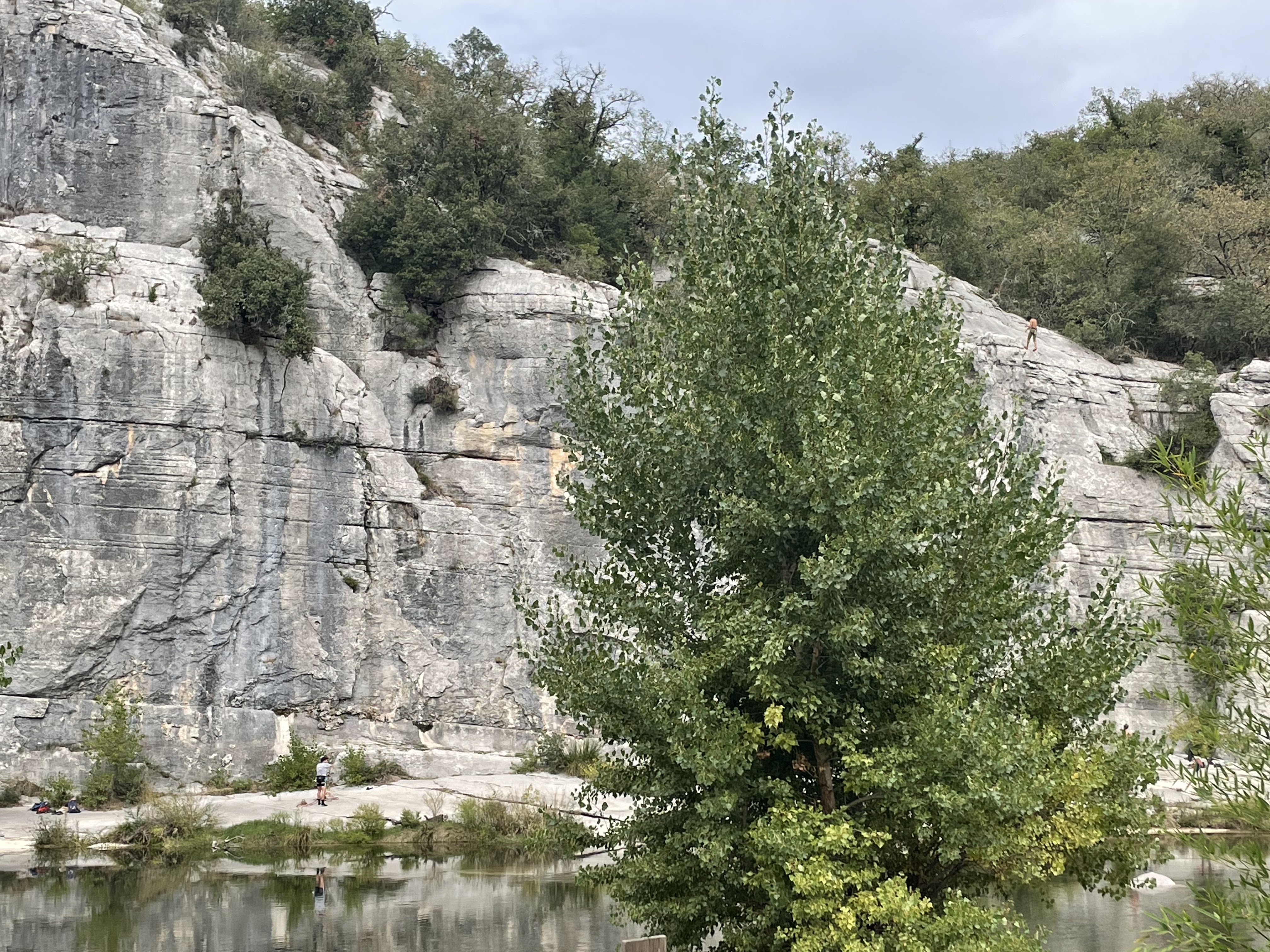 Photo n° 4 de l'avis de A. fait le 14/10/2023 à 06:16