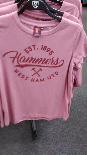 Stores to buy men's t-shirts Birmingham