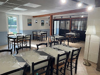 Atmosphère du Restaurant Le Moulin Cécile à Chasnais - n°8