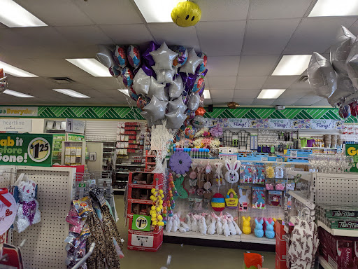 Dollar Store «Dollar Tree», reviews and photos, 2635 Lawndale Dr, Greensboro, NC 27408, USA