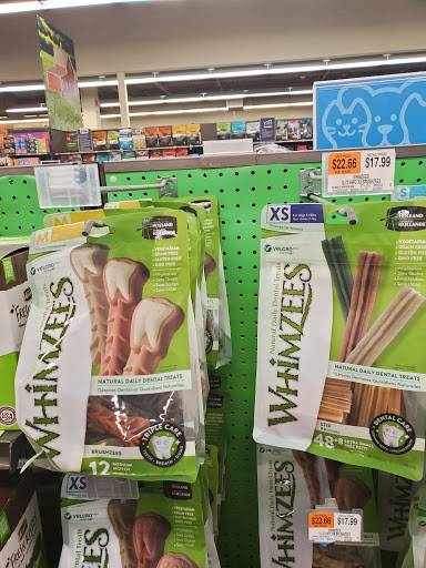 Pet Supply Store «Petco», reviews and photos, 35 Pleasant St, South Weymouth, MA 02190, USA