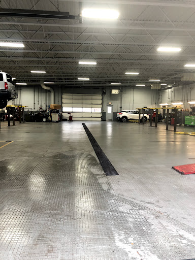 Nissan Dealer «St. Charles Nissan», reviews and photos, 5625 Veterans Memorial Pkwy, St Peters, MO 63376, USA