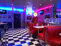 Atmosphère du Restaurant américain Memphis - Restaurant Diner à Vendin-le-Vieil - n°20