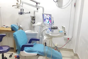 SMK Dental Care,Vadakkencherry image
