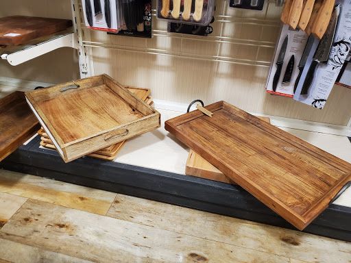 Department Store «T.J. Maxx and HomeGoods», reviews and photos, 3050 Sheridan Dr, Amherst, NY 14226, USA