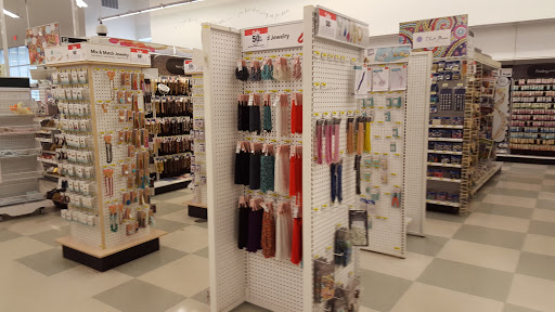 Fabric Store «Jo-Ann Fabrics and Crafts», reviews and photos, 1600 Greengate Center Cir, Greensburg, PA 15601, USA