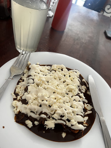 Antojitos la morenita