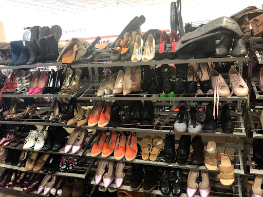Store «Goodwill - Whittier», reviews and photos, 15214 Whittier Blvd, Whittier, CA 90603, USA