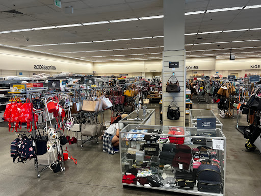Department Store «Nordstrom Rack Glendale Fashion Center», reviews and photos, 227 N Glendale Ave, Glendale, CA 91206, USA