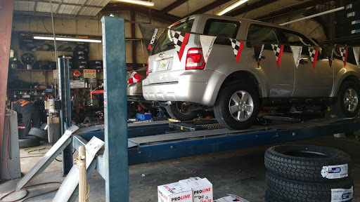 Used Tire Shop «Two Guys Tires and Auto Repair», reviews and photos, 366 N John Young Pkwy, Orlando, FL 32805, USA