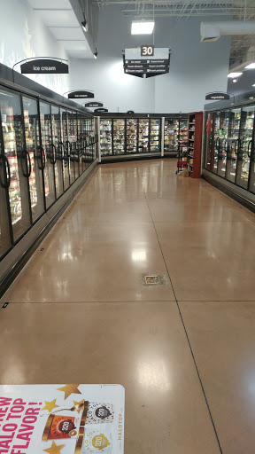 Grocery Store «Kroger», reviews and photos, 305 E Lewis and Clark Pkwy, Clarksville, IN 47129, USA