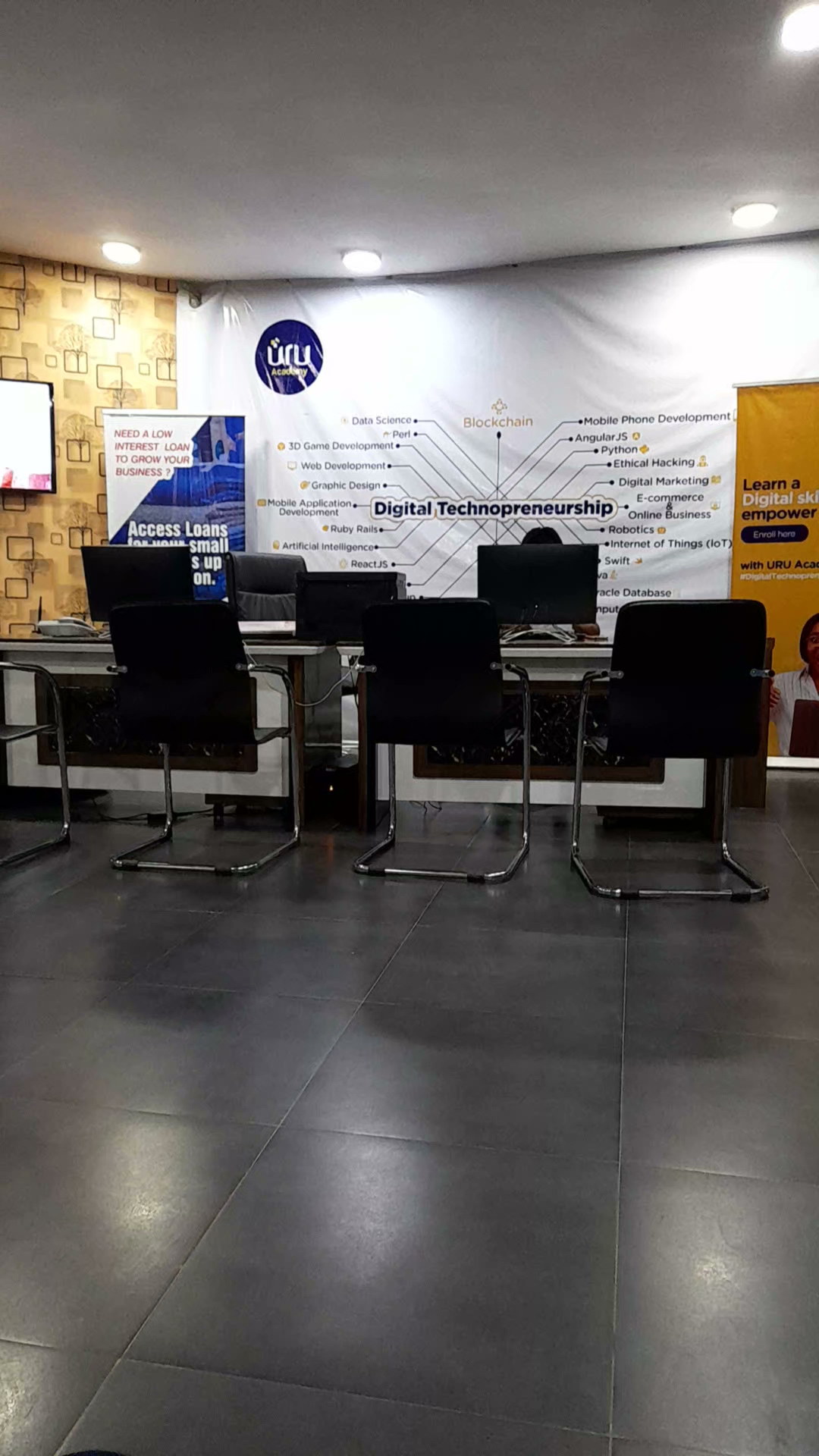 Uru - Uru Academy