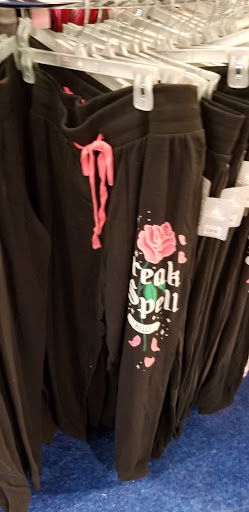 Toy Store «Disney Store», reviews and photos, 400 Premium Outlets Dr, Monroe, OH 45050, USA