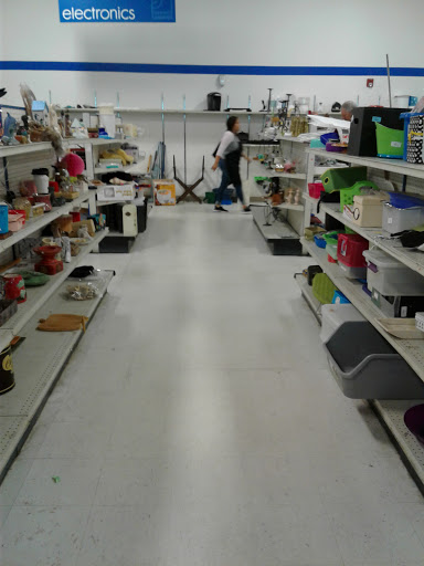 Thrift Store «Goodwill Aurora - Colfax», reviews and photos, 10590 E Colfax Ave, Aurora, CO 80010, USA