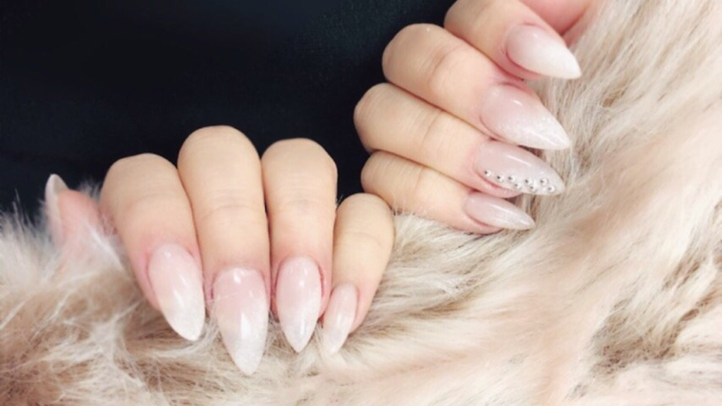 Grace Nails 06109