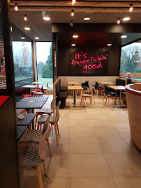 Atmosphère du Restaurant KFC Amiens Sud - n°17