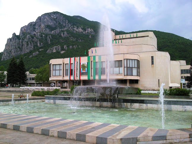 Отзиви за Драматично-куклен театър в Враца - Културен център