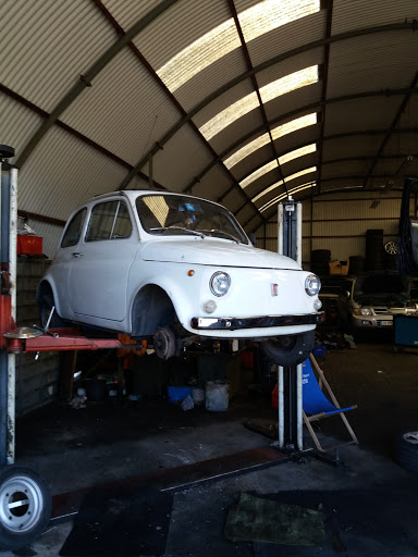 Photo 1 - Central Autos Schoeneck